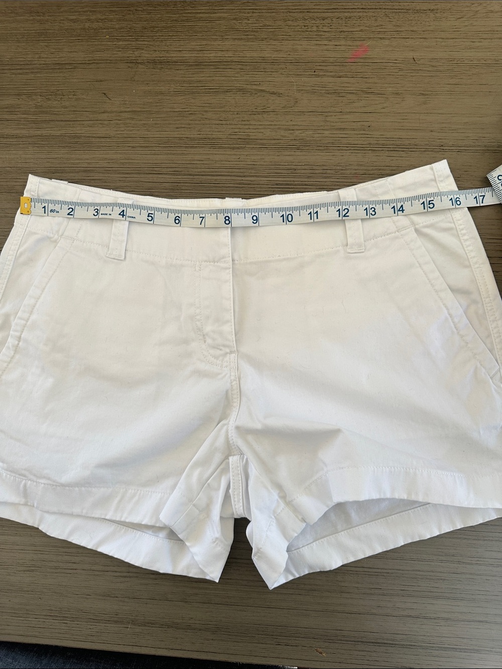 Vineyard Vines White Women's Chino Bermuda Shorts - Picture 5 of 5